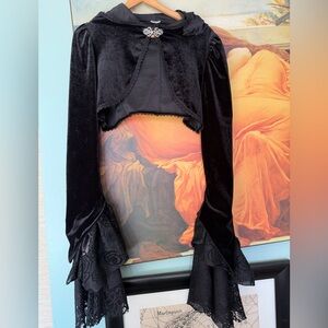 Cropped Hoodie shrug